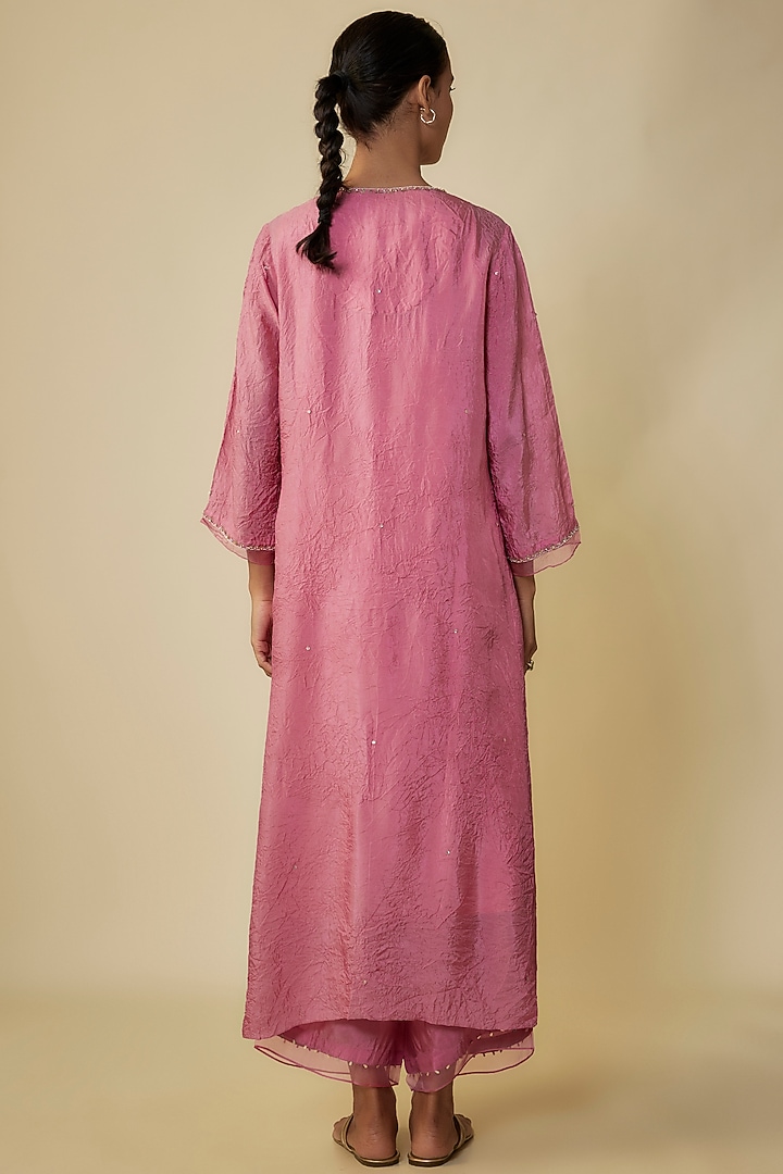 Rose Pink Crushed Silk Hand Embroidered A-Line Kurta Set by One not two at Pernia's Pop Up Shop