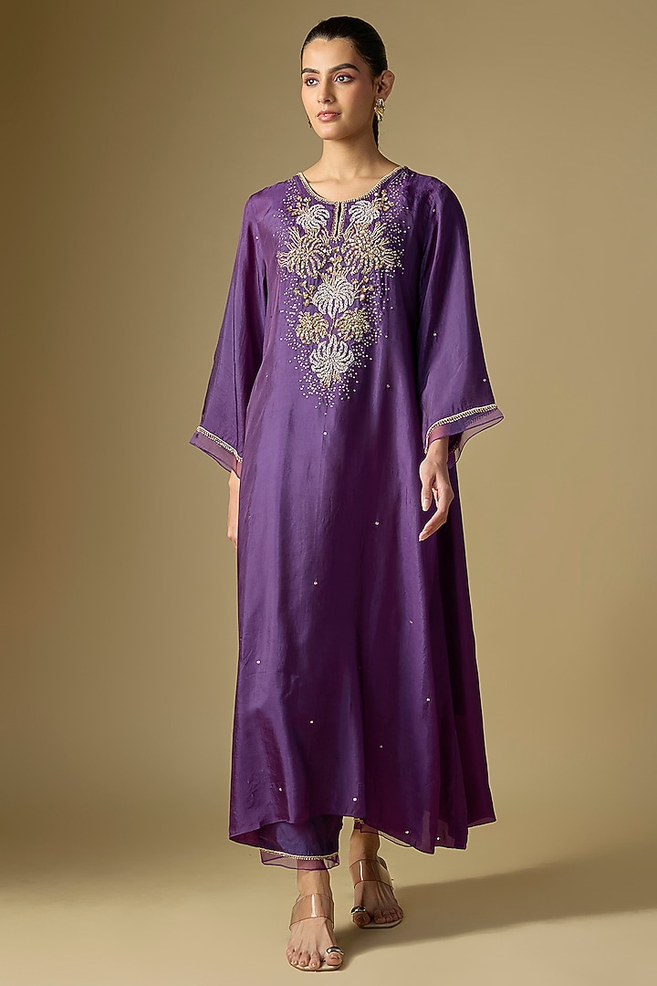 Violet Silk Sequins Floral Embroidered Kurta Set by One not two at Pernia's Pop Up Shop