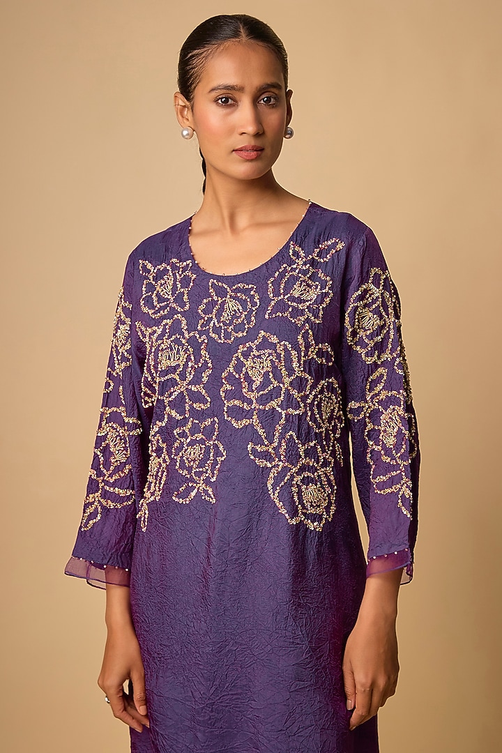 Violet Silk Beads Embroidered Kurta Set by One not two at Pernia's Pop Up Shop