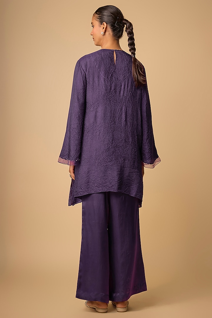 Violet Silk Beads Embroidered Kurta Set by One not two at Pernia's Pop Up Shop