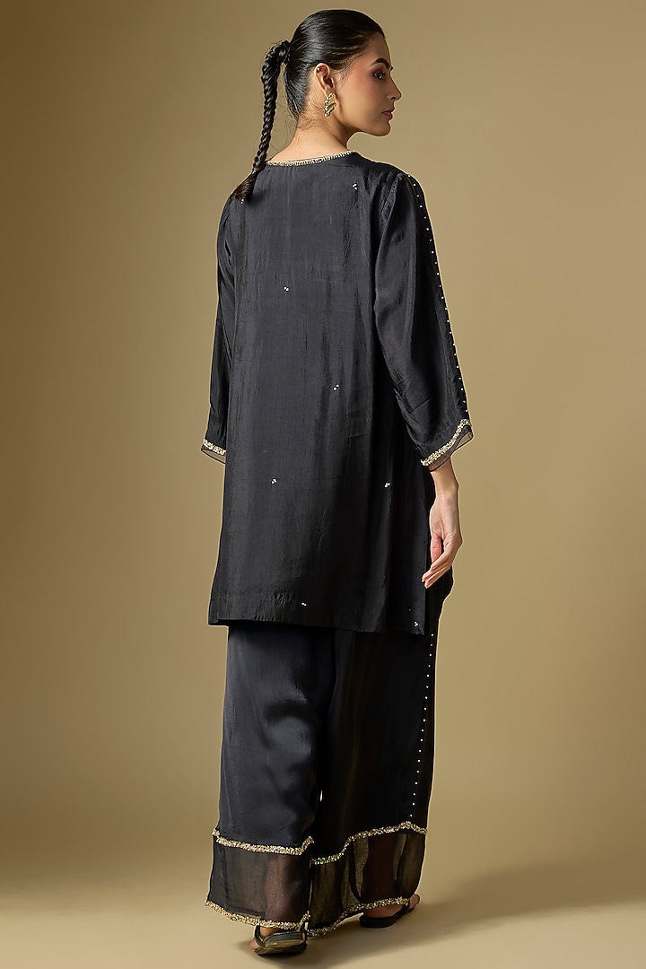 Black Silk Sequins Embroidered Kurta Set by One not two at Pernia's Pop Up Shop