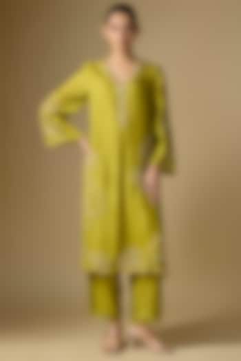 Henna Green Silk Hand Embroidered Kurta Set by One not two at Pernia's Pop Up Shop