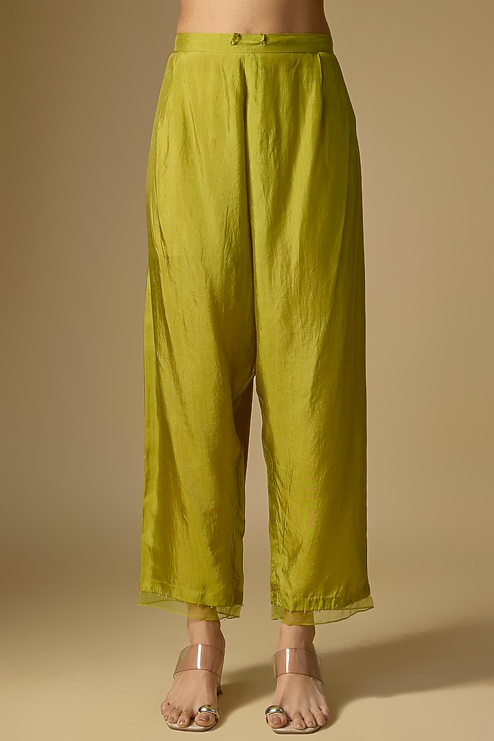 Henna Green Silk Hand Embroidered Kurta Set by One not two at Pernia's Pop Up Shop