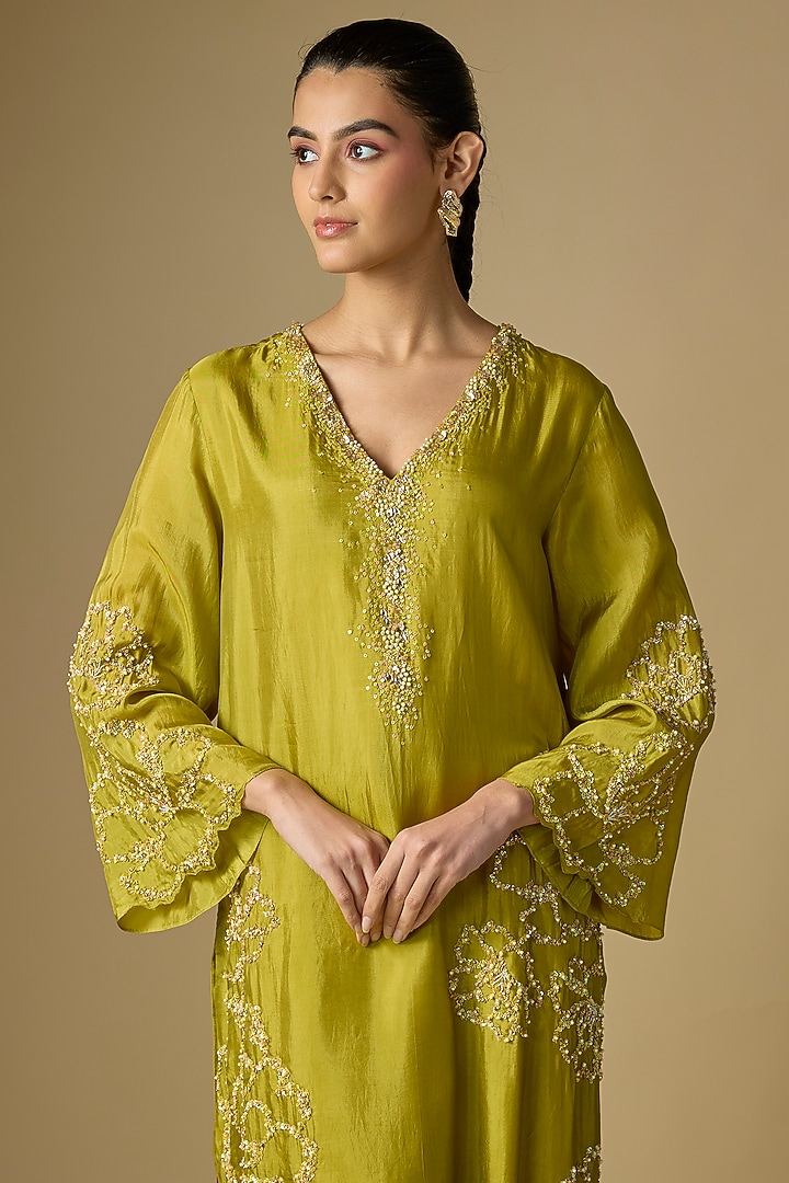Henna Green Silk Hand Embroidered Kurta Set by One not two at Pernia's Pop Up Shop