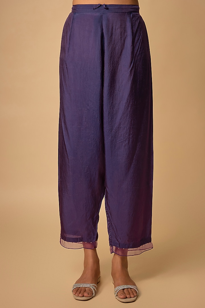 Violet Silk Beads Embroidered Kurta Set by One not two at Pernia's Pop Up Shop