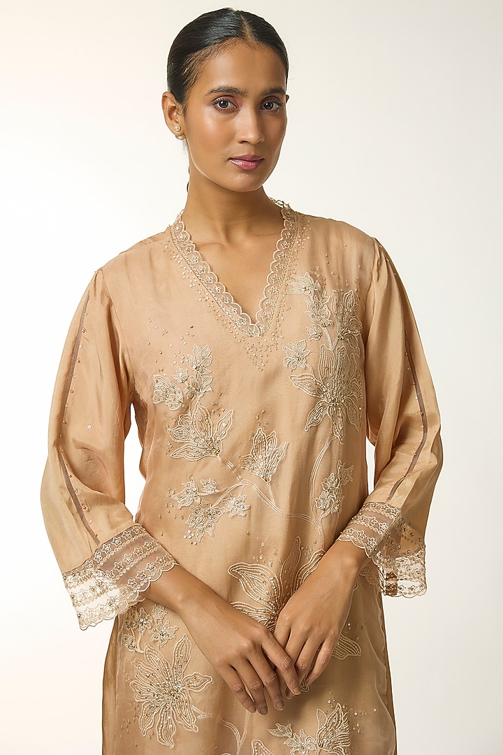 Gold Silk & Organza Thread Embroidered Kurta Set by One not two at Pernia's Pop Up Shop