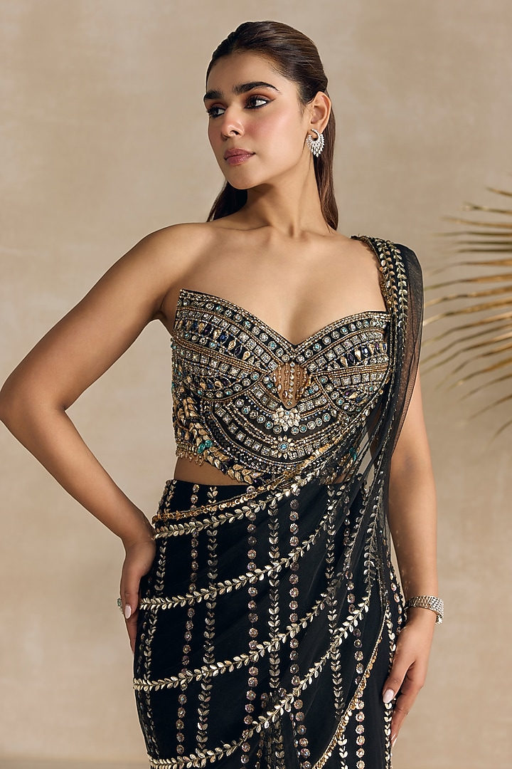 Black Net Sequins Embellished Pre-Draped Reception Saree Set by OPUS ATELIER at Pernia's Pop Up Shop