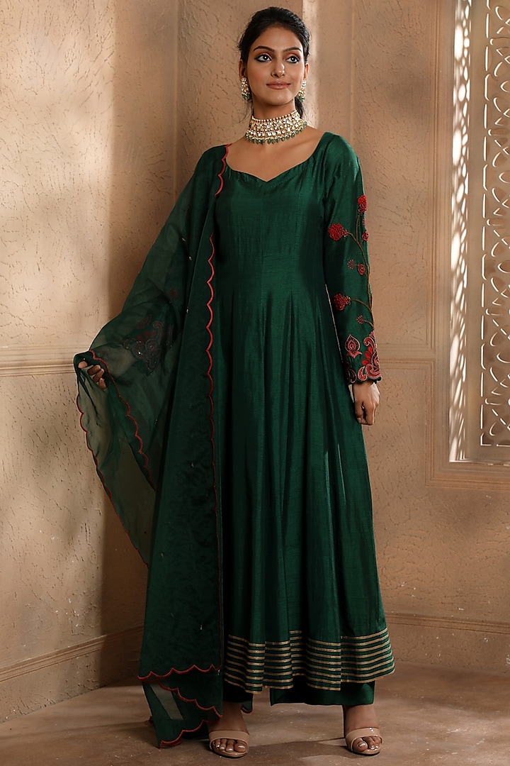 Emerald Green Raw Silk Embroidered Anarkali Set by Omana by Ranjana Bothra
