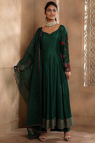 Emerald Green Raw Silk Embroidered Anarkali Set by Omana by Ranjana Bothra
