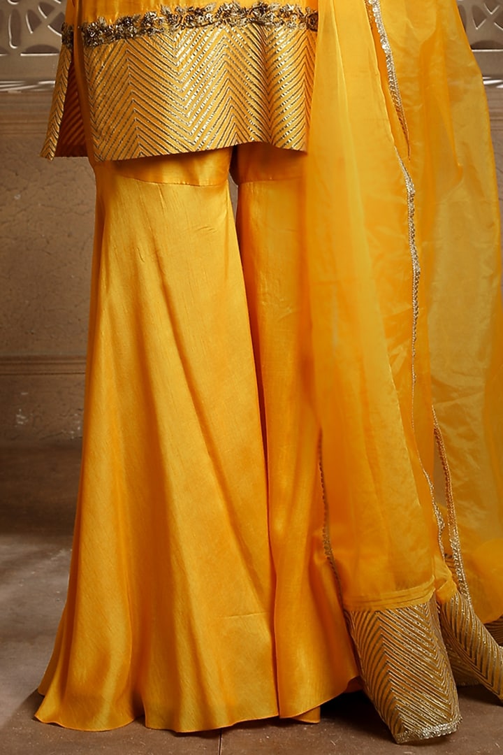 Yellow Cupro Raw Silk Gharara Set by Omana by Ranjana Bothra at Pernia's Pop Up Shop