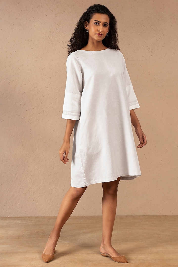 Grey & White Blended Linen Dress by Originate