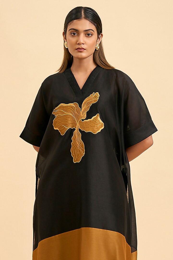 Black & Gold Chanderi Silk Applique Work Kaftan Set by ORIGANI at Pernia's Pop Up Shop