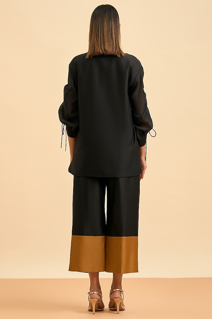 Black & Gold Chanderi Silk Thread Embroidered Co-Ord Set by ORIGANI at Pernia's Pop Up Shop