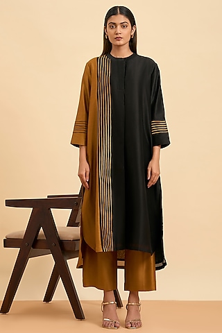 Black & Gold Chanderi Silk Embroidered Kurta Set by ORIGANI