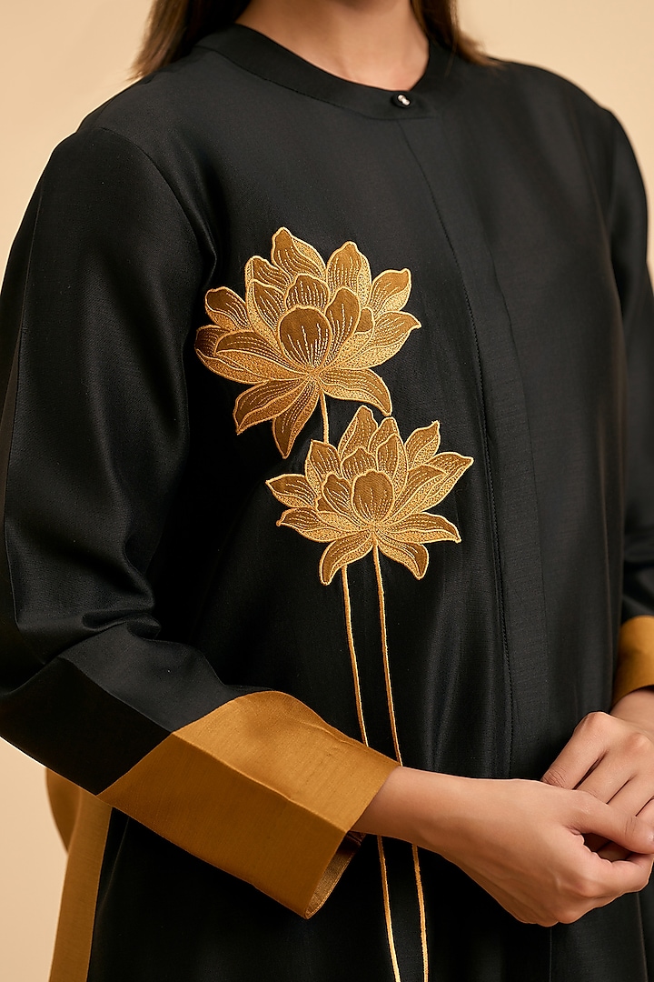 Black & Gold Chanderi Silk Applique Work Kurta Set by ORIGANI at Pernia's Pop Up Shop