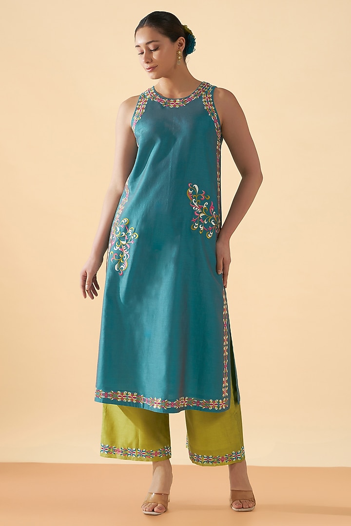 Blue Chanderi Silk Embroidered Kurta Set by ORIGANI at Pernia's Pop Up Shop