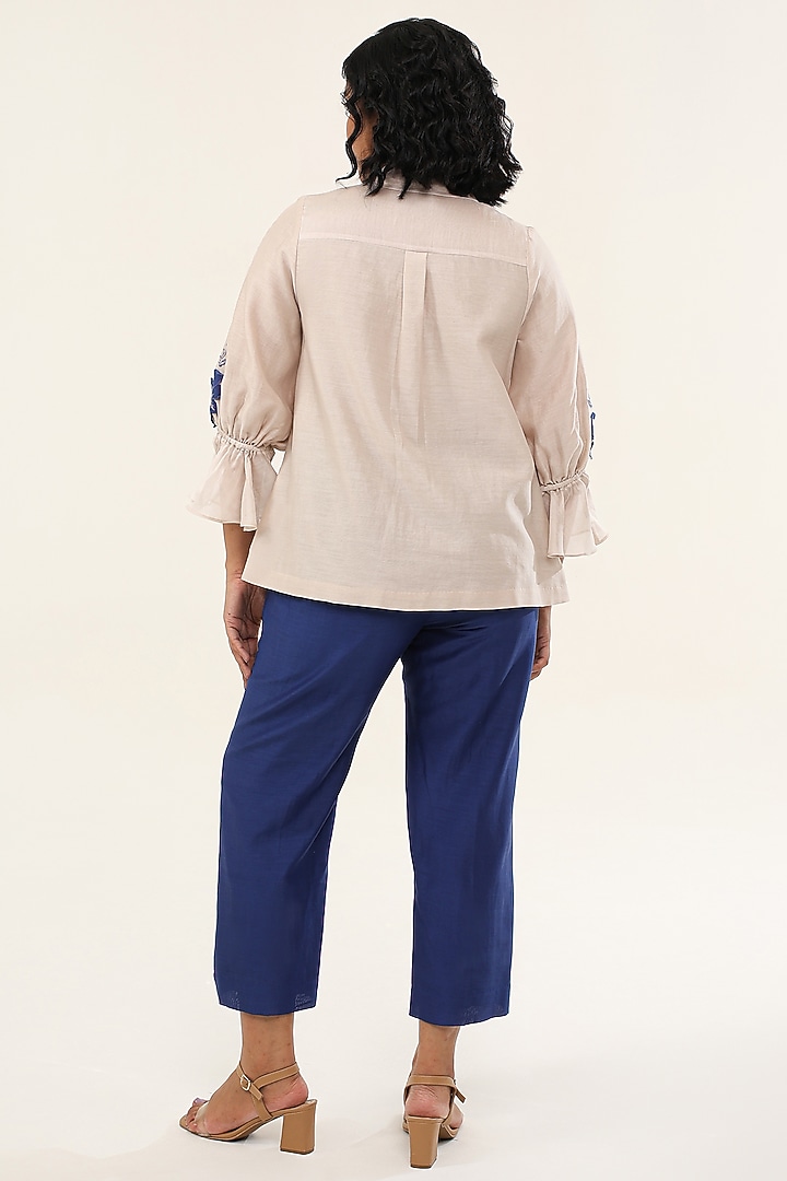 Off-White & Blue Chanderi Silk Thread Embroidered Co-Ord Set by ORIGANI at Pernia's Pop Up Shop