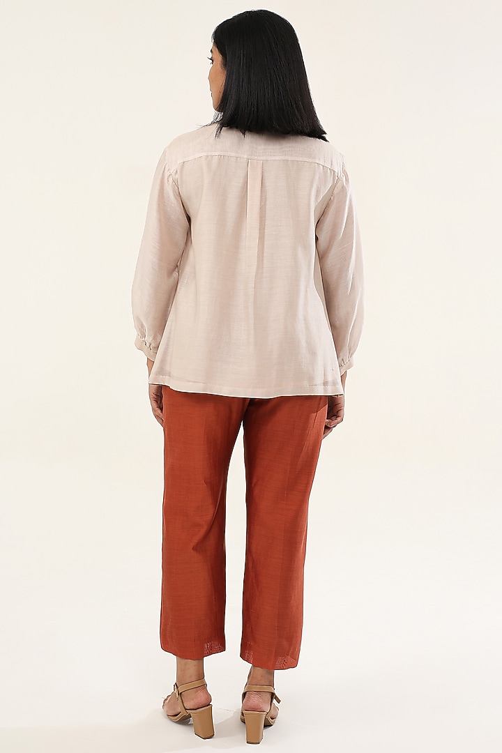 Off-White & Rust Chanderi Silk Thread Work Co-Ord Set by ORIGANI at Pernia's Pop Up Shop