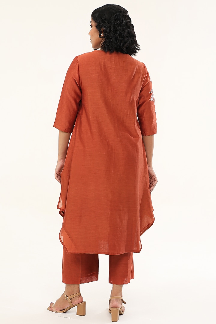 Rust Chanderi Silk Thread Work Kurta Set by ORIGANI at Pernia's Pop Up Shop
