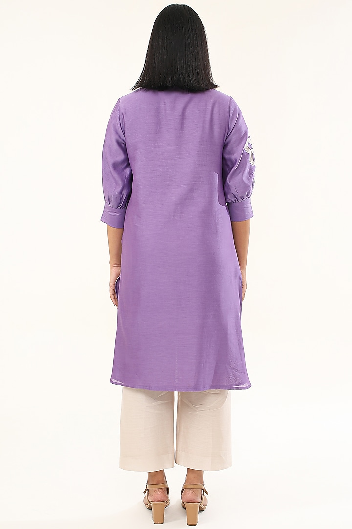 Lilac Chanderi Silk Thread Work High-Low Kurta Set by ORIGANI at Pernia's Pop Up Shop