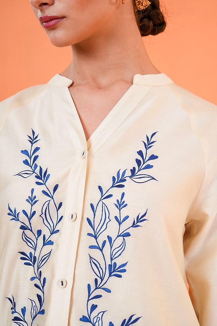 Ivory & Blue Chanderi Silk Thread Embroidered Co-Ord Set by ORIGANI at Pernia's Pop Up Shop