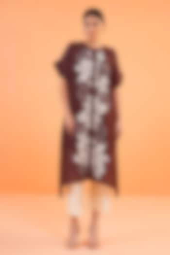 Brown & Ivory Chanderi Silk Embroidered Kurta Set by ORIGANI at Pernia's Pop Up Shop