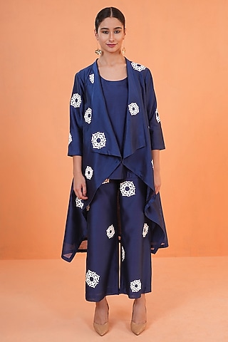 Blue Chanderi Silk Embroidered Co-Ord Set by ORIGANI