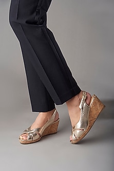 product-color-Gold