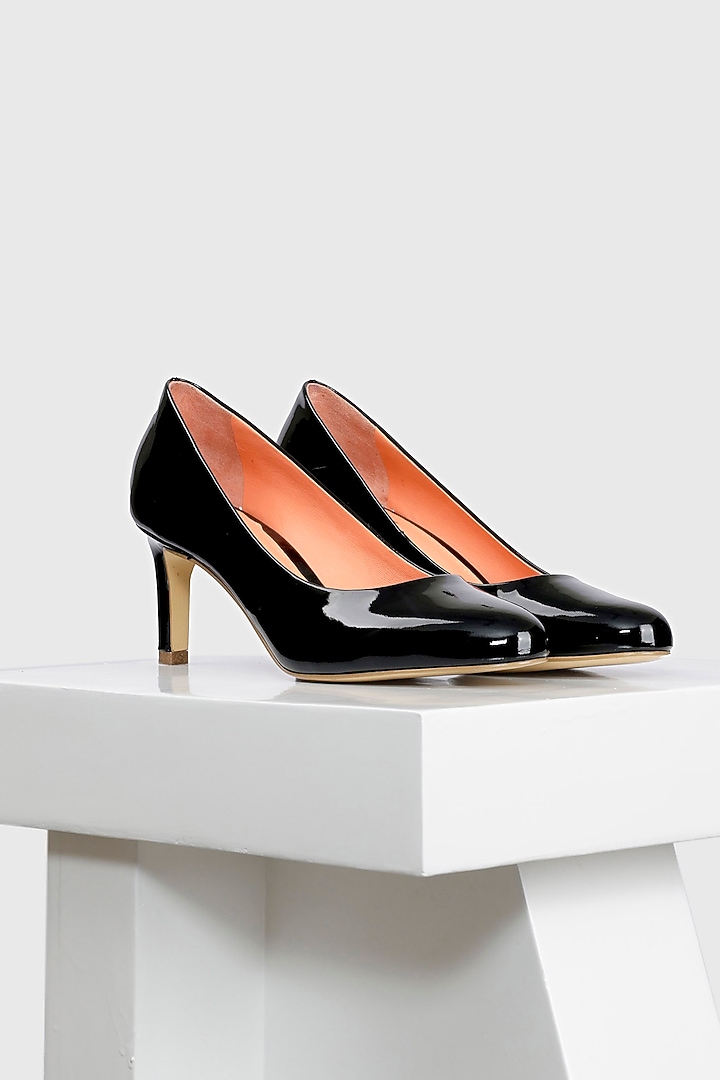 Black Genuine Leather Round-Toe Pump Heels by Oroh at Pernia's Pop Up Shop