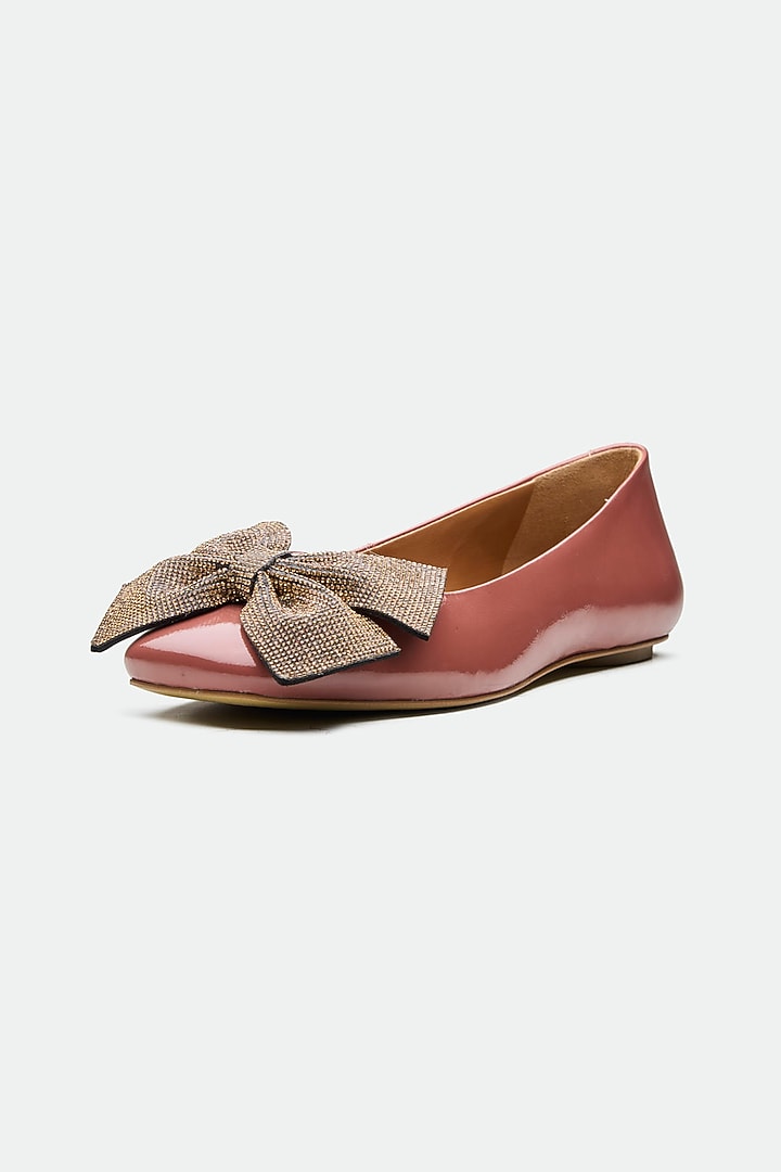 Pink Genuine Leather Bow Juttis by Oroh at Pernia's Pop Up Shop