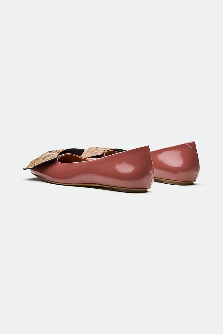 Pink Genuine Leather Bow Juttis by Oroh at Pernia's Pop Up Shop