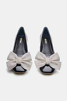 product-color-Black