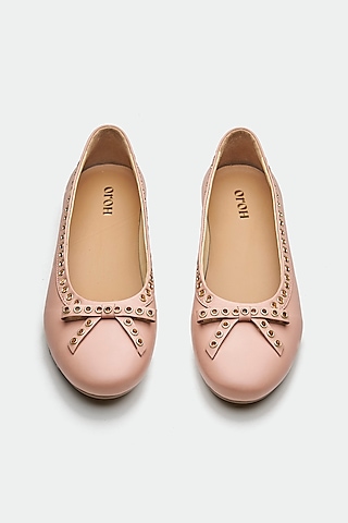 Pink Genuine Leather Juttis by Oroh