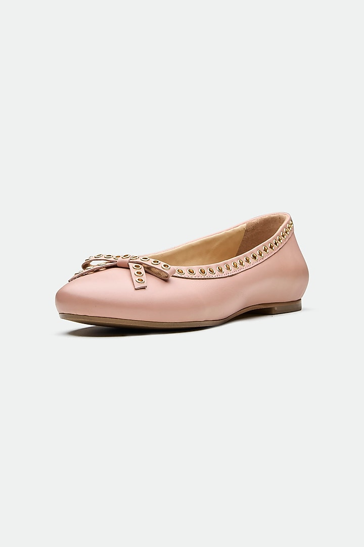 Pink Genuine Leather Juttis by Oroh at Pernia's Pop Up Shop