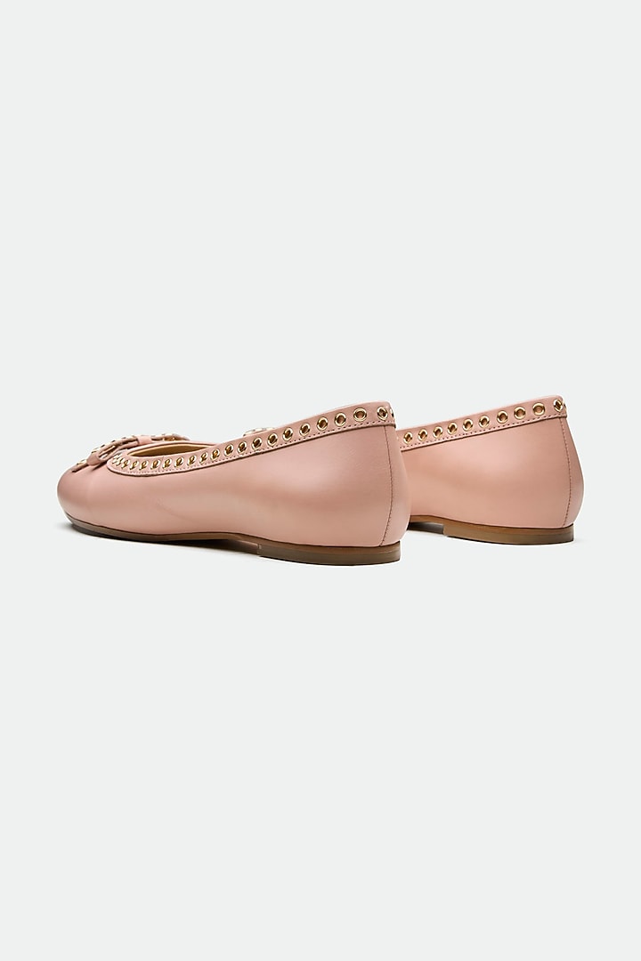 Pink Genuine Leather Juttis by Oroh at Pernia's Pop Up Shop