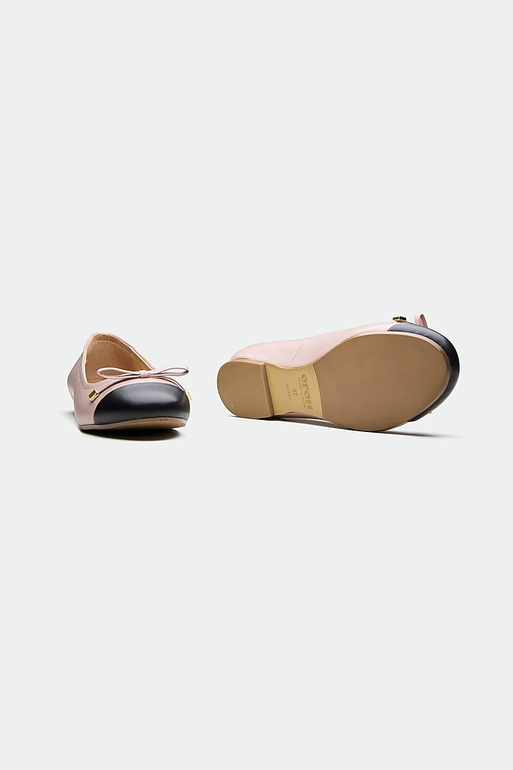 Nude Genuine Leather Bow Juttis by Oroh at Pernia's Pop Up Shop