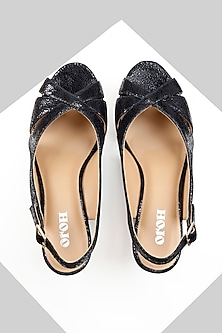 product-color-Black
