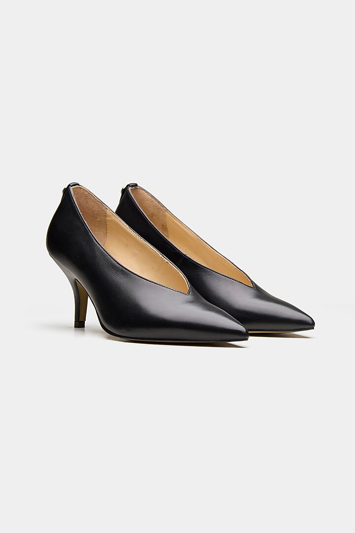 Black Genuine Leather Pointed-Toe Pump Heels by Oroh at Pernia's Pop Up Shop