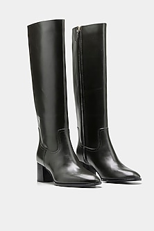 product-color-Black