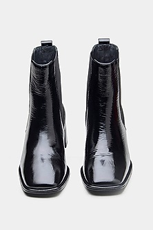 product-color-Black