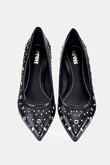 product-color-Black