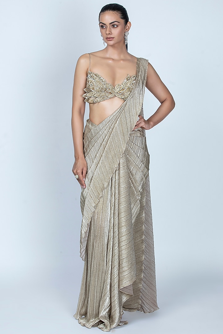 Golden Pleated Foil Knitted Leaf Embroidered Pre-Stitched Draped Saree Set by ORU PRET