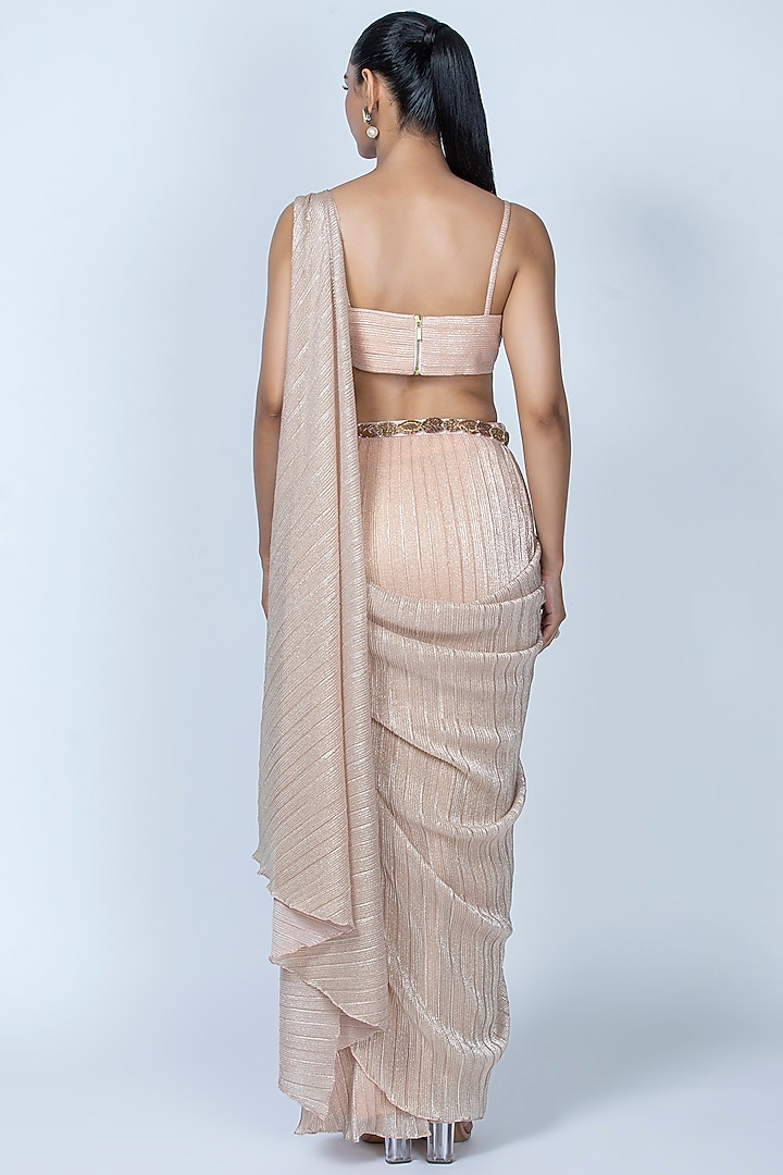 Peach Pleated Foil Knitted Pre-Stitched Draped Party Wear Saree Set by ORU PRET at Pernia's Pop Up Shop
