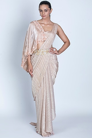 Light Peach Pleated Foil Knitted Pre-Stitched Draped Saree Set by ORU PRET
