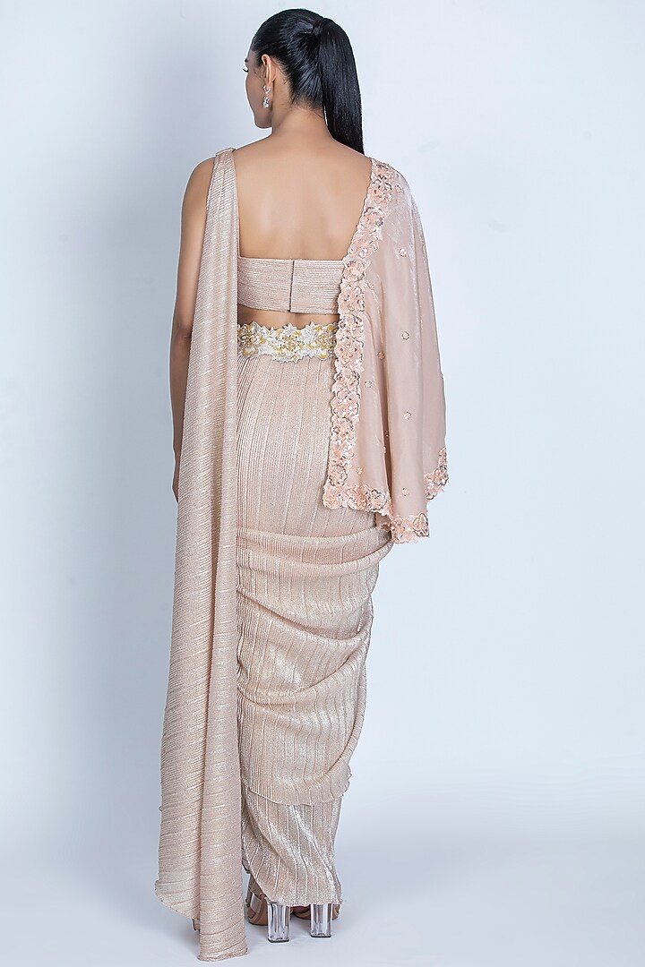 Light Peach Pleated Foil Knitted Pre-Stitched Draped Wedding Saree Set by ORU PRET at Pernia's Pop Up Shop