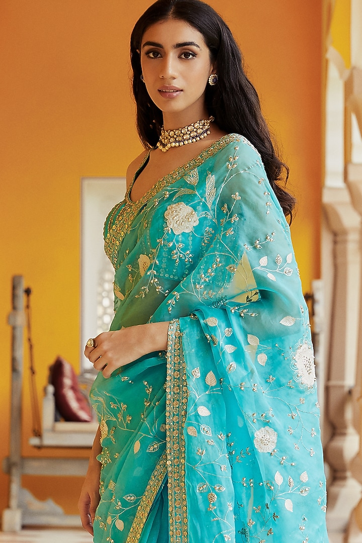 Ferozi Floral Embroidered Wedding Saree Set by Osaa By Adarsh at Pernia's Pop Up Shop