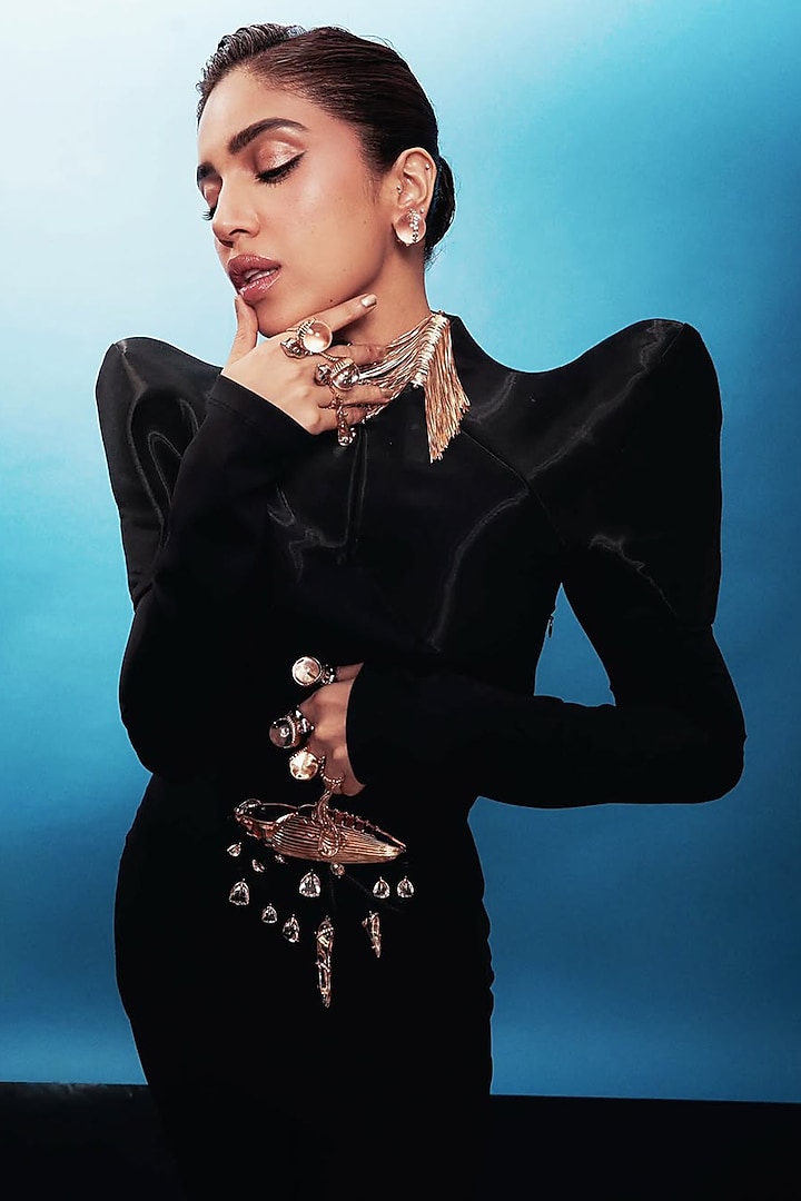 Two Tone Finish Baroque Pearl Bracelet by Outhouse at Pernia's Pop Up Shop