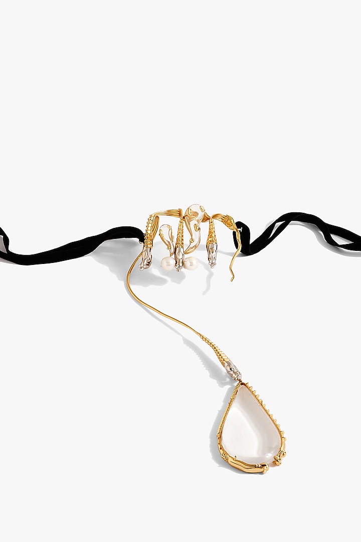 Two Tone Finish Baroque Pearl Choker Necklace by Outhouse at Pernia's Pop Up Shop