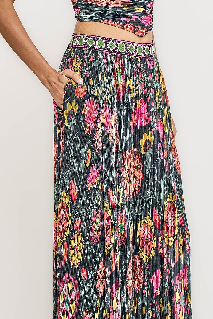 Black Polyester Floral Printed Pleated Trouser by OTT by Tarun Tahiliani at Pernia's Pop Up Shop