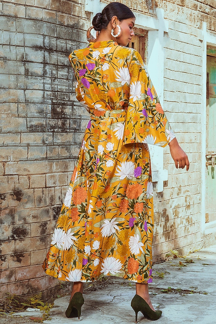 Mustard Printed Kaftan With Belt by Oushk By Ussama Shabbir at Pernia's Pop Up Shop